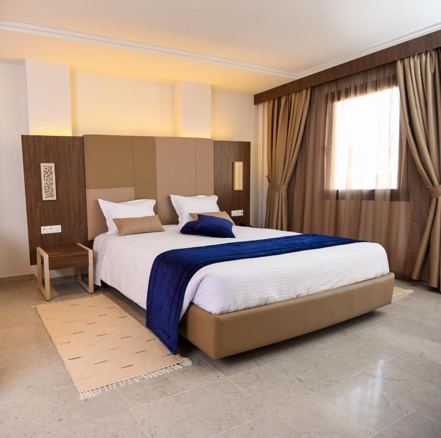 Hotel Lescure Business And Spa Megrine Exteriér fotografie